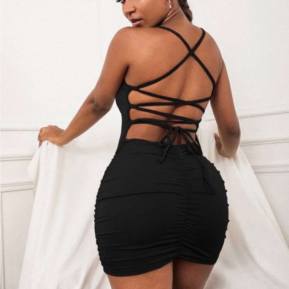 LACE UP OPEN BACK BODYCON DRESS